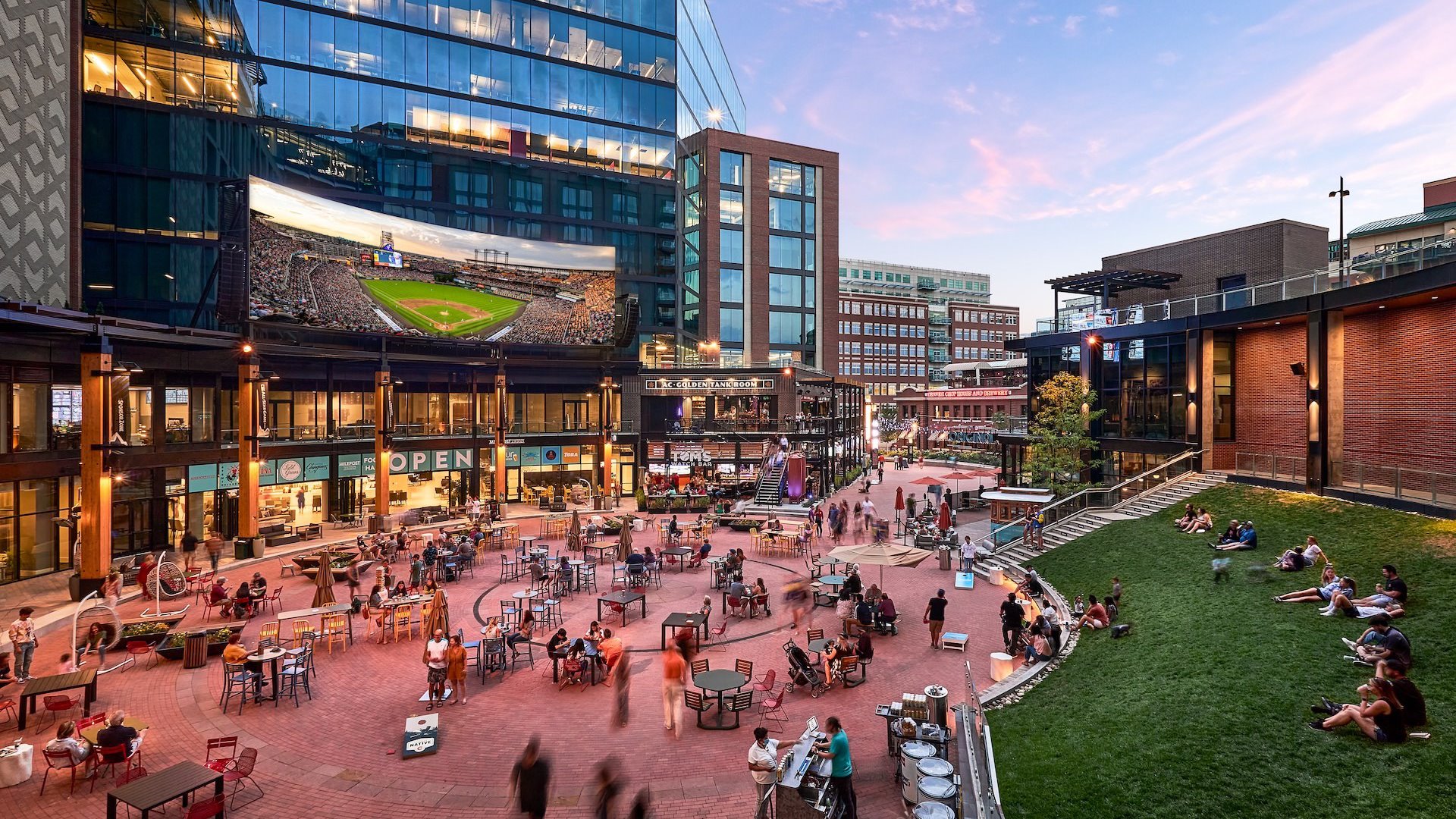 Colorado Rockies agree to a new 30-year lease for Coors Field